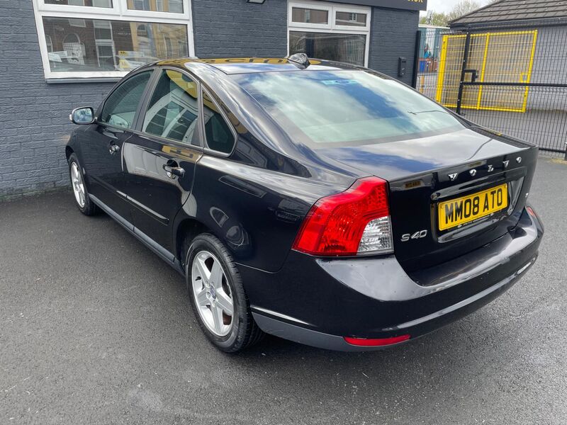 VOLVO S40