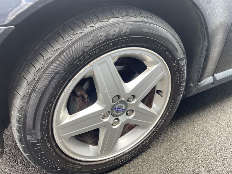 VOLVO S40
