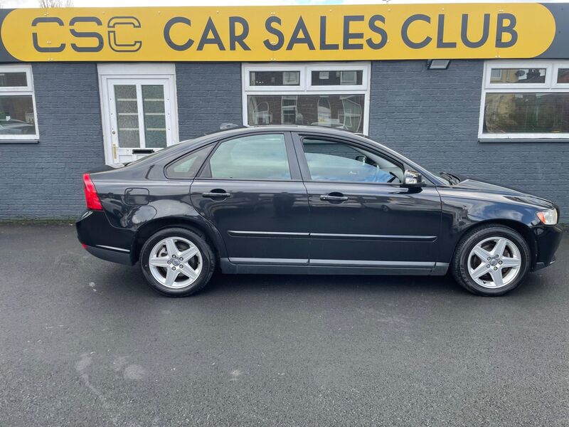 VOLVO S40