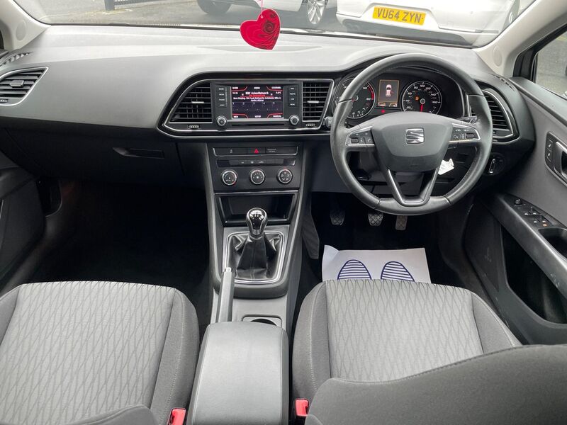 SEAT LEON