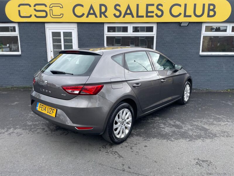 SEAT LEON