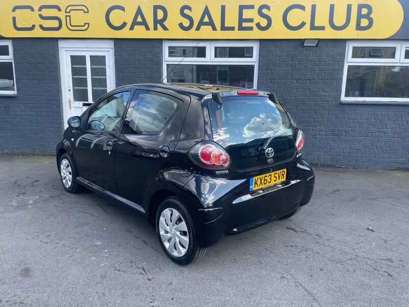 TOYOTA AYGO