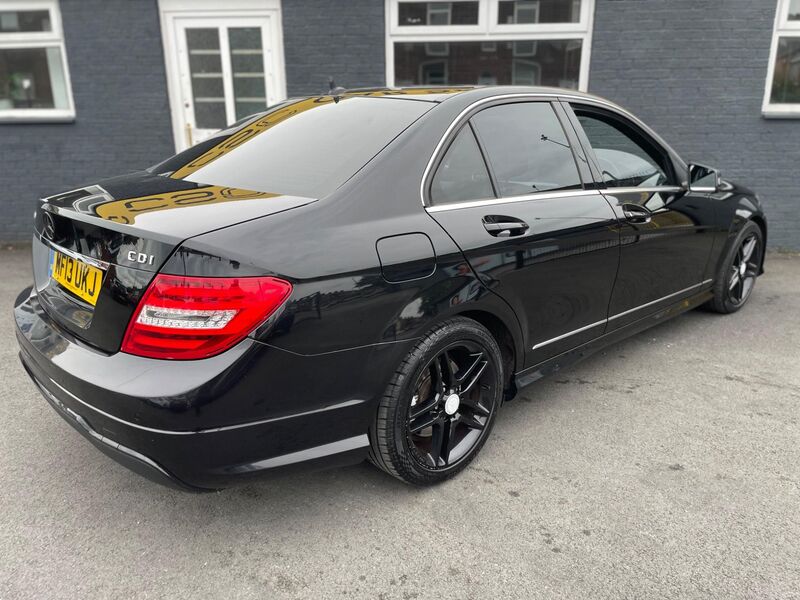 MERCEDES-BENZ C CLASS