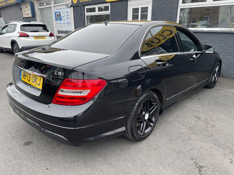MERCEDES-BENZ C CLASS