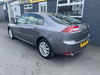 RENAULT LAGUNA