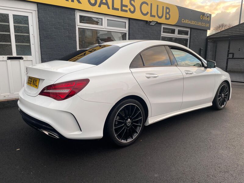 MERCEDES-BENZ CLA