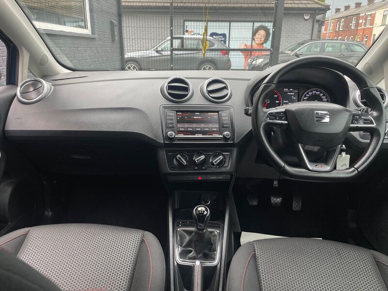 SEAT IBIZA
