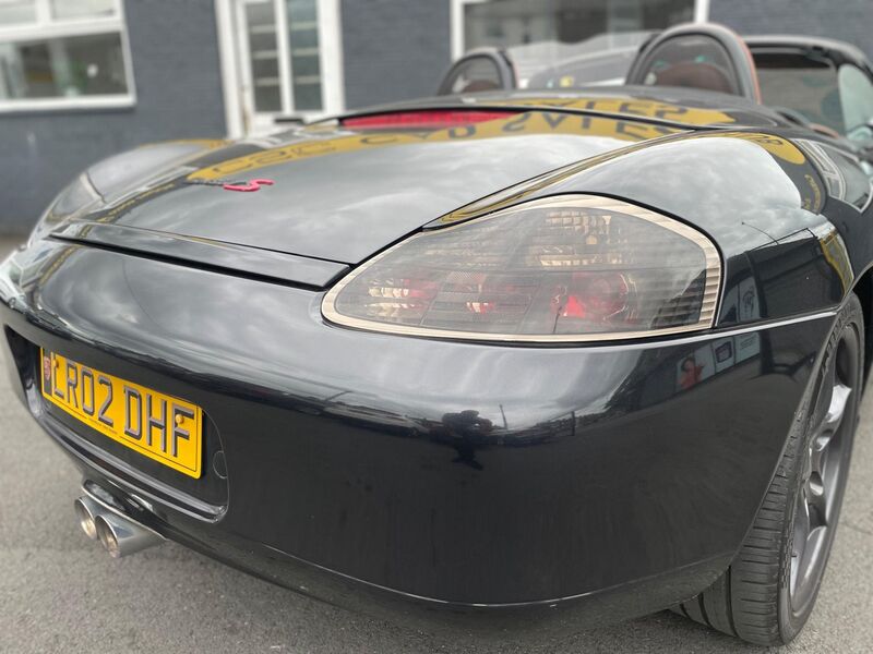 PORSCHE BOXSTER