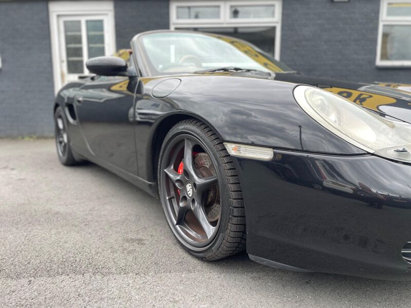PORSCHE BOXSTER