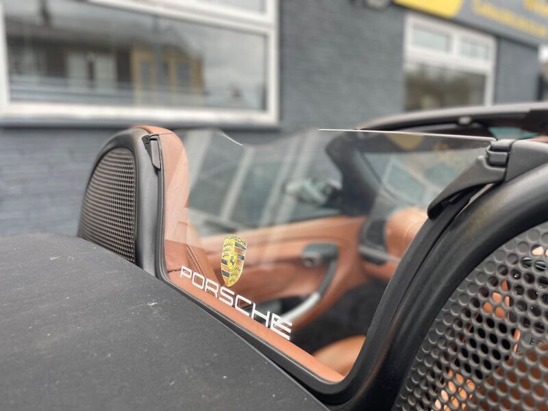 PORSCHE BOXSTER