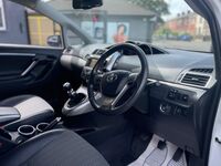 TOYOTA VERSO