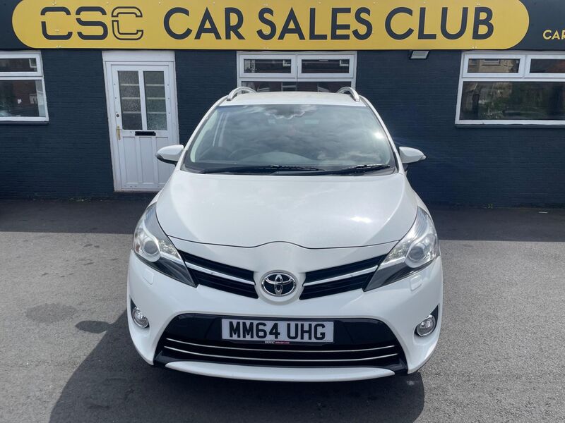 TOYOTA VERSO