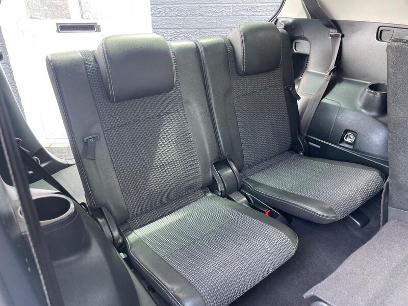 TOYOTA VERSO