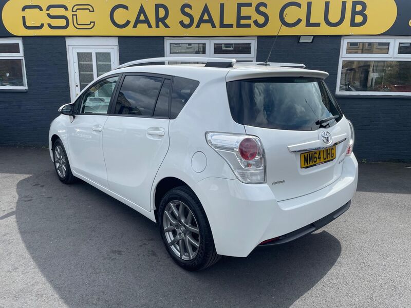 TOYOTA VERSO