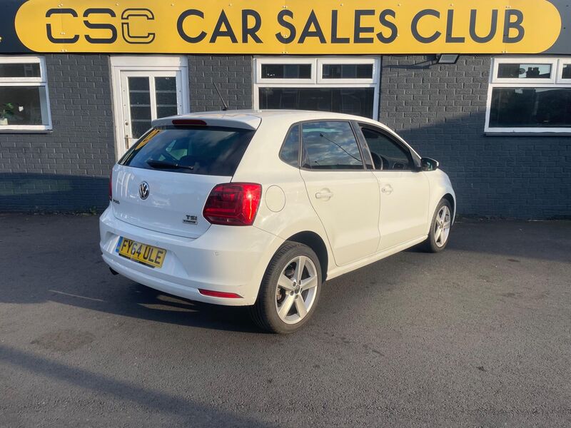 VOLKSWAGEN POLO
