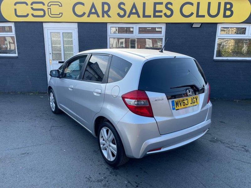 HONDA JAZZ