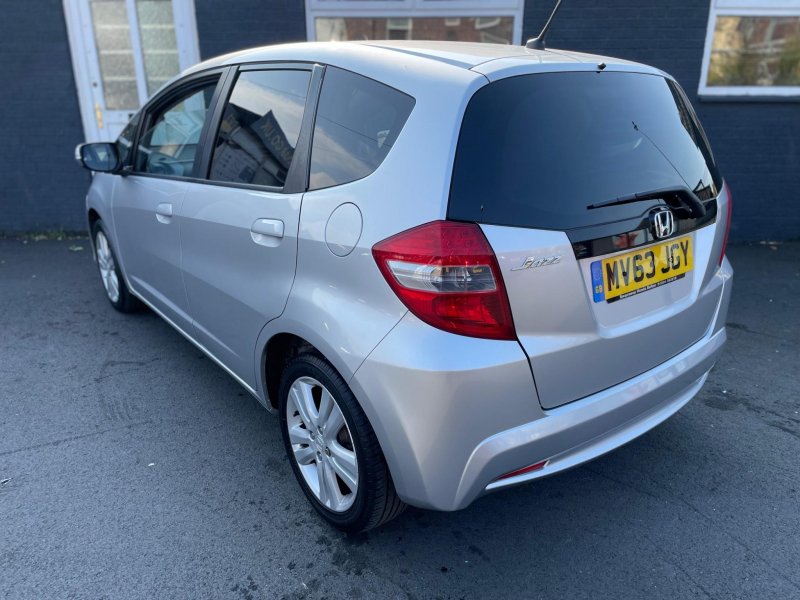 HONDA JAZZ