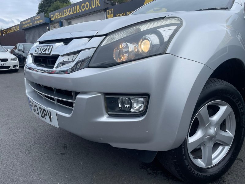 ISUZU D-MAX