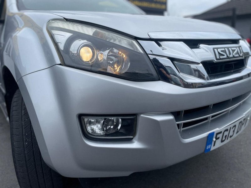 ISUZU D-MAX
