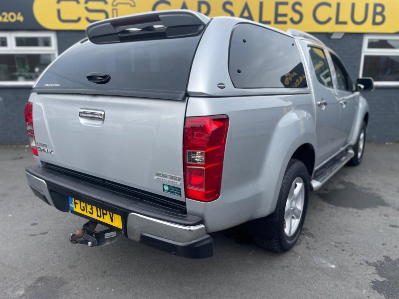 ISUZU D-MAX