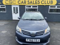 TOYOTA AVENSIS