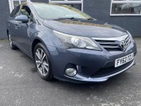 TOYOTA AVENSIS