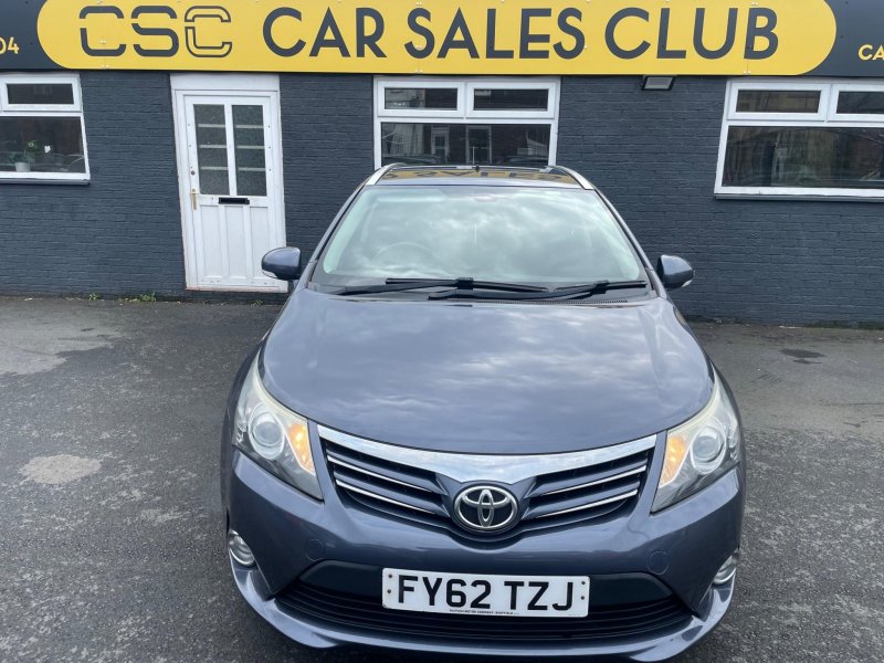 TOYOTA AVENSIS