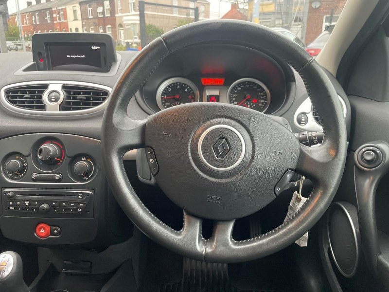 RENAULT CLIO