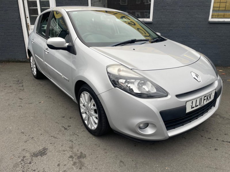 RENAULT CLIO