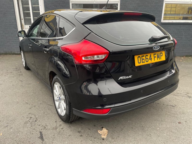 FORD FOCUS