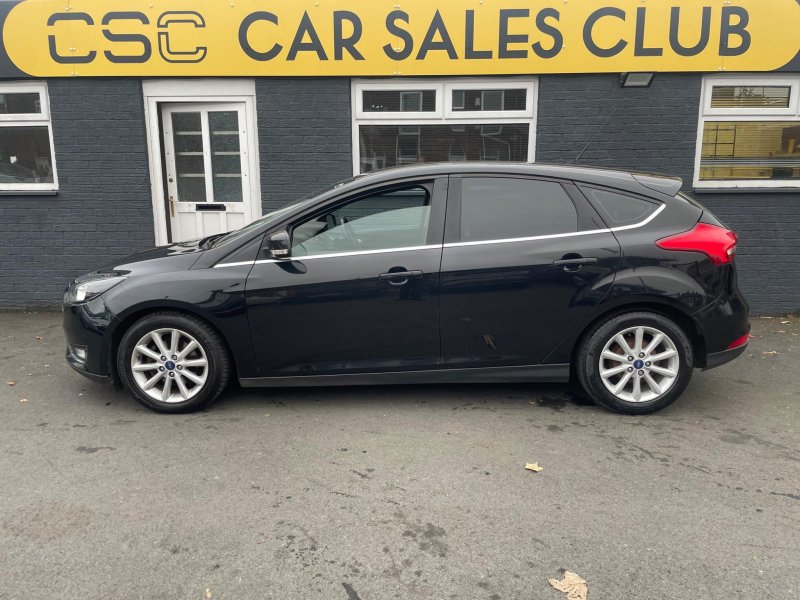 FORD FOCUS