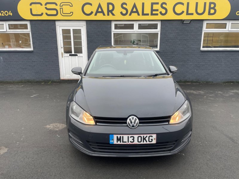 VOLKSWAGEN GOLF
