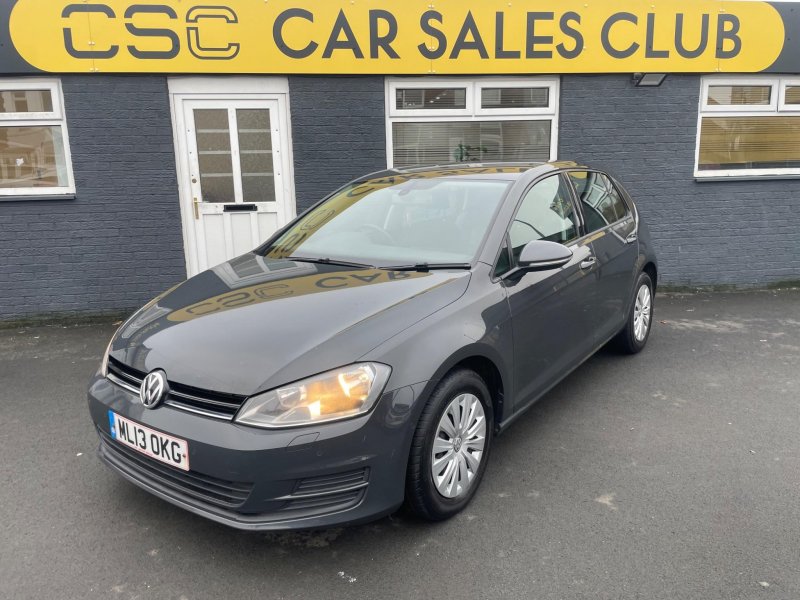 VOLKSWAGEN GOLF