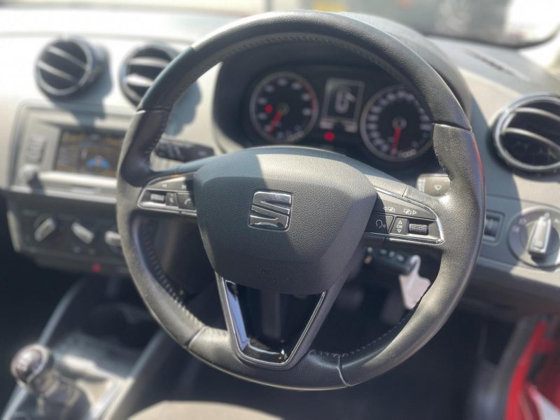 SEAT IBIZA